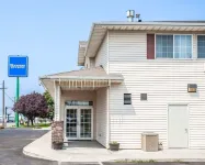Rodeway Inn & Suites Spokane East Hotels in Spokane Valley
