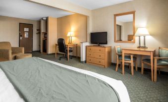 Quality Inn Dubuque on Hwy 20