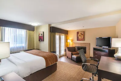 Comfort Inn & Suites Hotels in Mojave