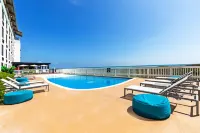 Holiday Inn Resort SOUTH PADRE ISLAND-BEACH FRONT by IHG - Beach