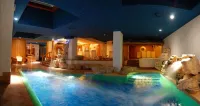 Eco Wellness Hotel Notre Maison - Pools