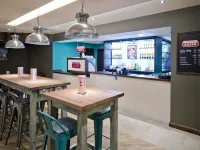 Premier Inn London Chiswick Отели рядом с достопримечательностью «Чизвик»