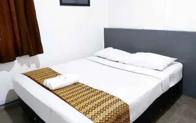 Holiday Hotel Hotels in 