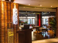 Holiday Inn DALIAN HOT SPRING by IHG 大連発現王国周辺のホテル