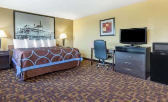Super 8 by Wyndham Decorah