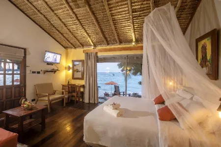 Secret Garden Beach Resort Отели рядом с достопримечательностью «Samui Crocodile Farm»