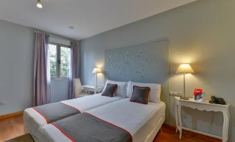 Hospedium Santana Hotel Restaurante - Housity
