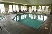 Holiday Inn Express WALLA WALLA by IHG - プール