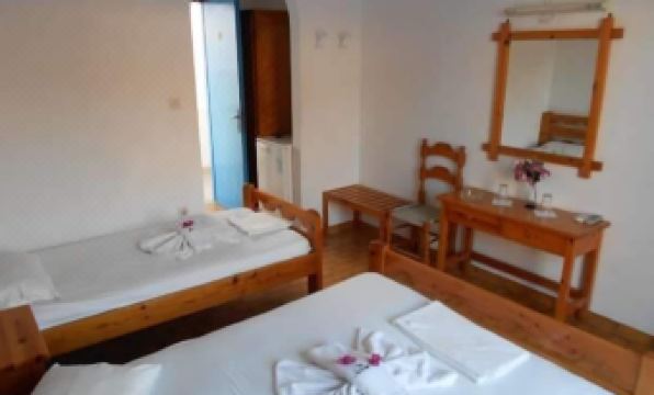 Aratos Hotel - Housity