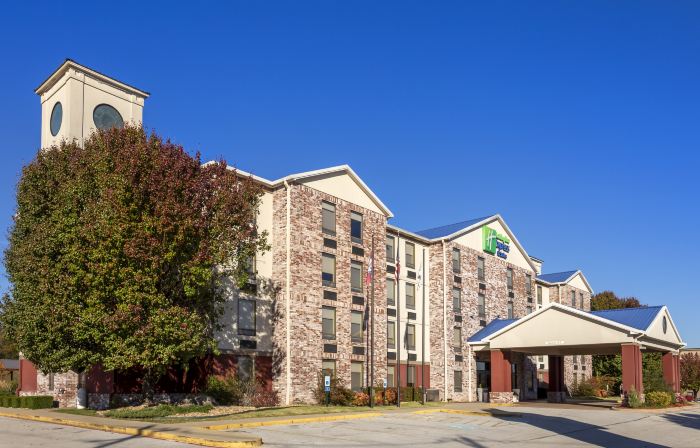 Holiday Inn Express & Suites HARRISON by IHG