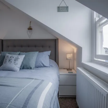 Ramsey Apartment - 2 Bedroom Apartment - Tenby