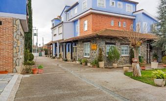 Hotel Jaramiel - Housity