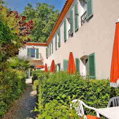 Best Western LOrangerie Hotel Exterior