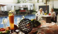 The Avenue Plaza Hotel - breakfast