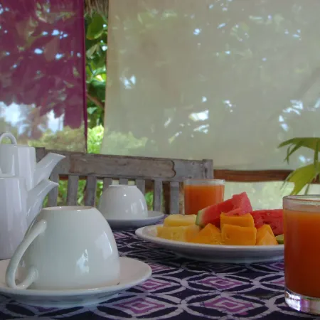 Blue Earth Beach Bungalow