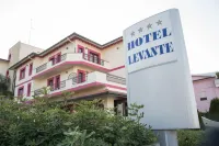 Hotel Levante Các khách sạn ở Termini