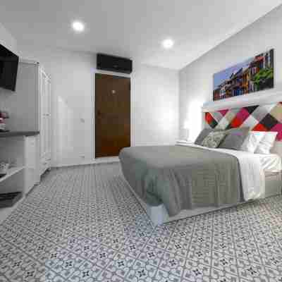 Casa Verde Comfortable Air-Conditioned Rooms