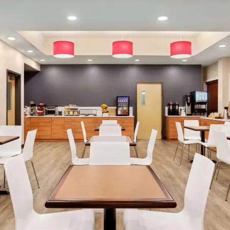 Microtel Inn & Suites by Wyndham Val-d'Or