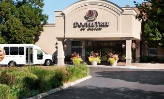 DoubleTree by Hilton Hotel Chicago - Alsip