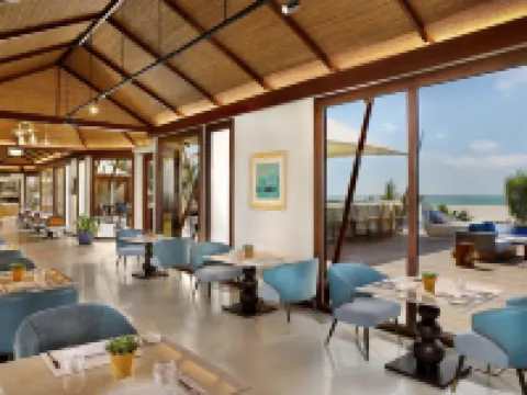 拉斯阿爾卡麥海灘麗思卡爾頓酒店 奧扎瑞哈奧哈馬酒店