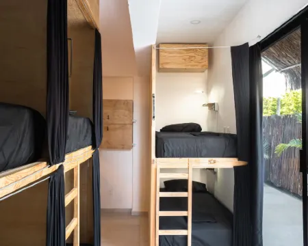 โฮสเทลมานุย - เฉพาะผู้ใหญ่ โรงแรมในปลายาเดลการ์เมน