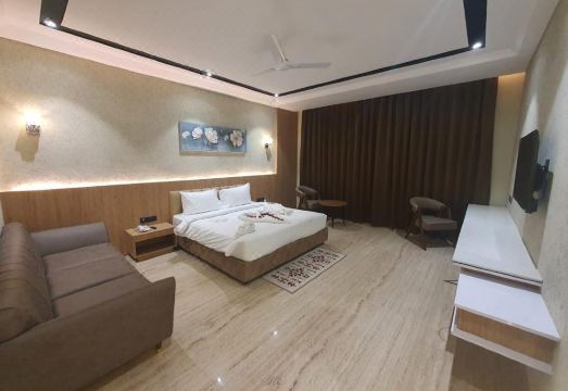 반말리 팰리스 레스토랑