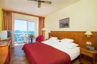 Hotel Zora Hotels in Primosten