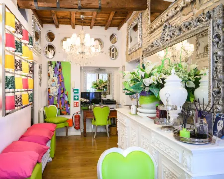 Domus Spagna Frattina ローマのホテル