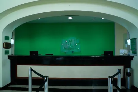 Holiday Inn Leon Centro de Convenciones