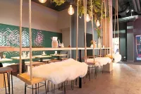 Coucou Hotel & Kuckucks-Stube (Titisee)