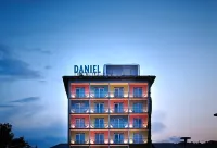 Hotel Daniel Graz - Smart Luxury Near City Centre Hotel in zona Clock Tower