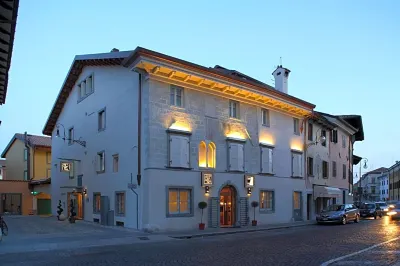 Allegria Các khách sạn gần Piazza Primo Maggio