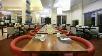 Hilton Garden Inn Secaucus/Meadowlands - Desayuno