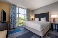 Cambria Hotel Ft Lauderdale, Airport South & Cruise Port Hotel di Dania Beach