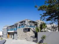 Eleven Boutique Suites Hotels in Stavromenos