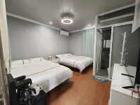Qi Ling Wu Homestay Hotels near Hengsha Island