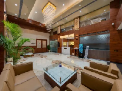 Golden Leaf Resort Hotels in Dhule