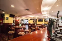 Horizon Manor Hotel - bar