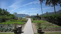 Horas Family Home Hotels in Tomok