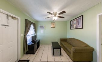 Sunshine Inn & Suites Venice, Florida