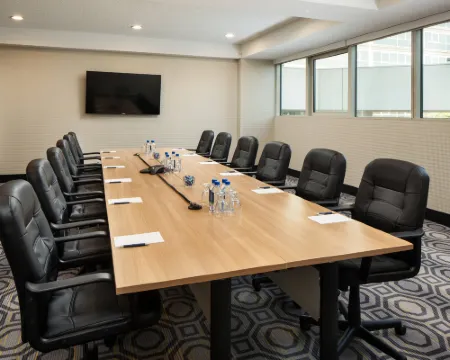 Sheraton Gateway Los Angeles Hotel Business Facilities Photos