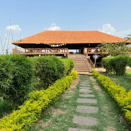 Leo Wooden Resort