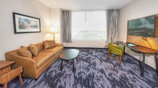 fairfield-inn-and-suites-by-marriott-ottawa-airport