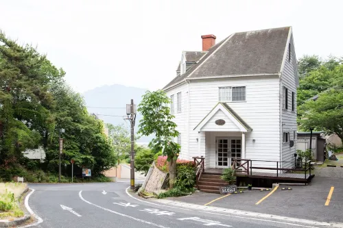 Pension Unbalance Hotels in Hatsukaichi