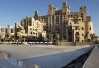 منتجع وسبا شيراتون الشارقة Hotels near Cultural Heritage Events Center