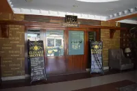 The Elegant Hotel - 2-Star