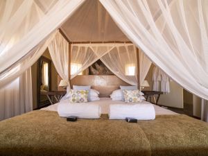 Sandfontein Lodge & Nature Reserve - All-Inclusive