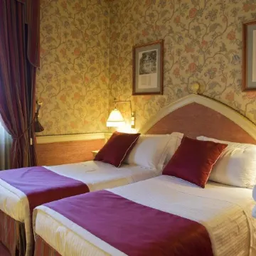 Hotel Milano Regency