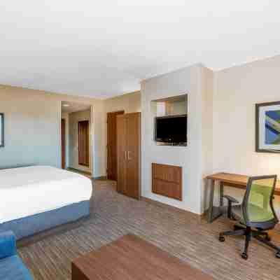 Holiday Inn Express & Suites ST. George North - Zion Rooms