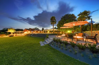 Relais & Spa Castello di Casiglio Các khách sạn ở Albese con Cassano